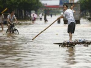 Китай отчита загуби за 38 млрд. долара от наводнения