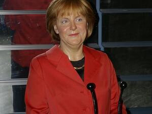 Макрон и Меркел - новият тандем, който дава заявка за реформи в Европа 