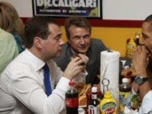 Обама заведе Медведев в заведение за бързо хранене