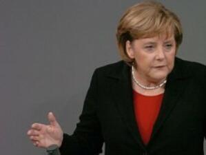 Меркел: Светът е изправен пред нова криза, ако страните не намалят публичните си дългове