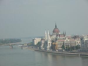 Унгария заяви, че няма да отстъпи пред "изнудването" за еврофондове