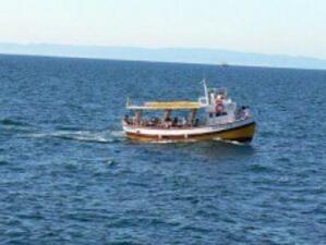 Кризата удари туристическите корабчета по Черноморието