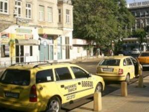 Хванаха нелегално такси в Бургас