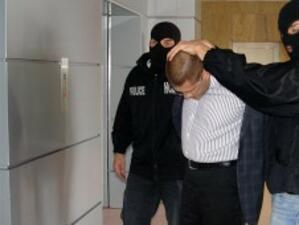 БСП праща кадри в Брюксел от арестите на Николай Цонев и Борислав Гуцанов