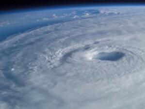 10 урагана ще бушуват в Атлантическия океан през 2010 г.
