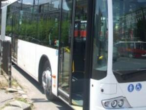 Училищните автобуси - често ползвани и за превоз на ансамбли
