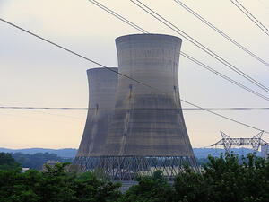 Китай: Ядрената енергия е необходима за справянето с климатичните промени