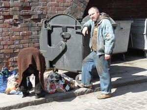 Всеки трети българин и всеки пети европеец са в риск от бедност
