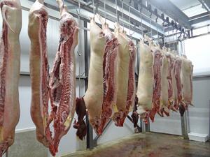 В Китай смятат, че вирусът е внесен със замразено месо