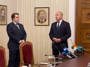 Асен Василев върна на президента Радев неизпълнен мандат за съставяне на правителство