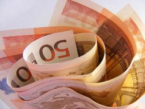 Банките в еврозоната продължават да затягат кредитирането