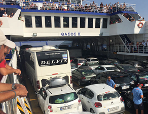 Гърция въвежда ограничения за превоз на електромобили с ферибот