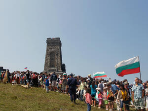 Българите ще посрещнат празника на 3 март основно в страната