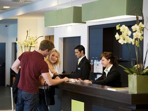 Приходите на хотелиерите се увеличиха с над 17% през март