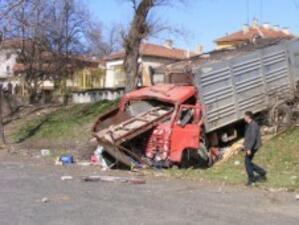 Инцидент със сметосъбираща кола в Крумовград