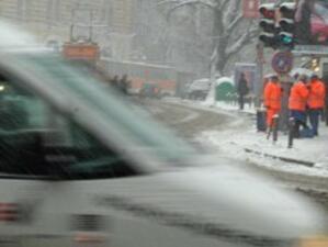 Силен снеговалеж блокира за часове София