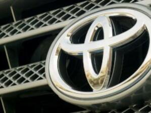 Toyota продължава да изтегля автомобили от американския пазар