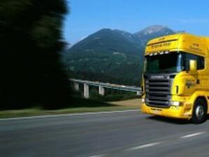 Шофьори на камиони в САЩ искат отлагане на правилата за вредните емисии