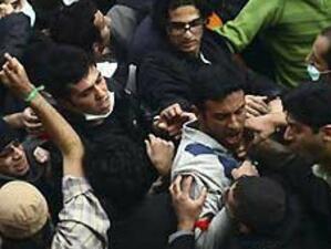 Над 200 арестувани при студентски протести в Иран