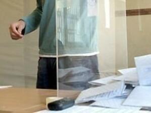 Има разминаване на подписите и пликовете в урните на местните избори в София
