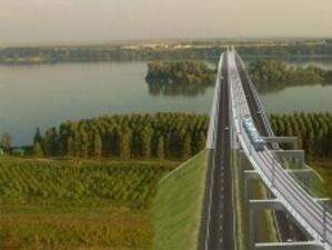 Наливат опорните колони на Дунав мост 2