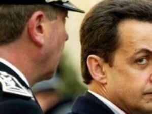 Да няма по-високи от президента, нареди Париж при визита на Саркози