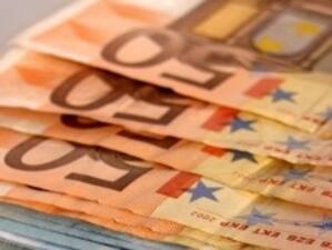 Предлагат родните евродепутати да взимат по 7412 евро заплата