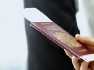 Кметът на Бургас настоява да отпаднат визите за туристи до 18 години