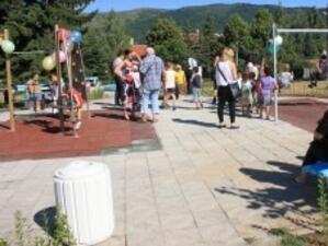 Кметът на Ловеч иска вдигане на таксите за градините и яслите