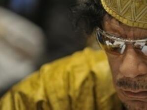 Бунтовниците твърдят, че са обградили Кадафи