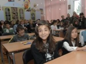 Над 70% от училищата и градините в София с подменена дограма
