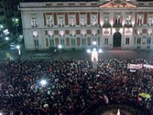 Демонстранти отново завзеха централен площад в Мадрид