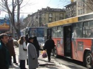 Градският транспорт в София се движи с голямо закъснение