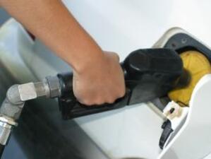 Срокът за свързване на бензиностанциите с НАП няма да се отложи

