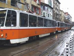 Трамвай дерайлира до "Пирогов"