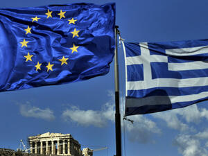 Гърция ще остане в еврозоната, уверява външният министър