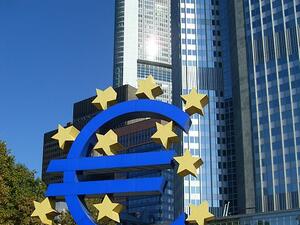ЕК предлага ЕЦБ да има по-големи правомощия за банков надозор