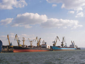 33 млн. лв. приходи е генерирал Порт Бургас за 2011 г.