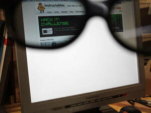 "Магически" очила превръщат LCD екрана в частно пространство