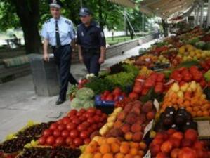 НАП ще следи 2 борси за плодове и зеленчуци в София