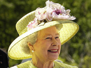 Елизабет II празнува 60 години управление