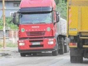 Бунт в с. Цалапица, заради трафика на тежкотоварни камиони