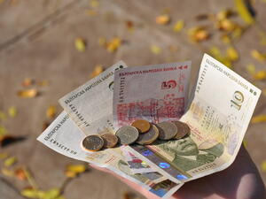 Над 1.1 млн. лв. бонуси за раздадени в ДФЗ за 2011 г. 