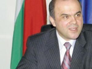 Бисер Петков е сред кандидатите за шеф на НОИ