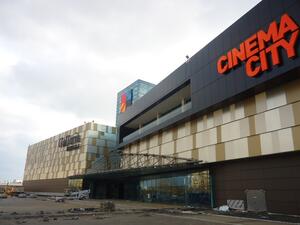 "Зелен" мол отваря врати в Бургас през май