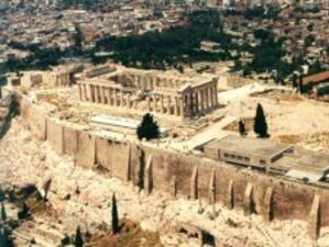 Нанесени са огромни щети на историческия център на Атина