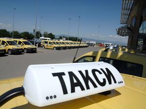 Част от таксиметровите водачи излизат на протест
