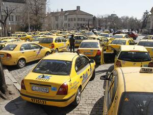 Около 2 хил. таксита отпадат годишно заради обновяване на автопарка