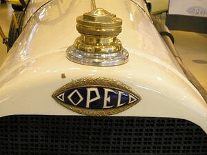 GM ще свива производството на Opel
