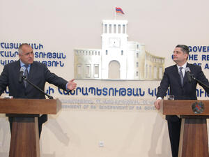 Ще се работи за насърчване на икономическите връзки с Армения
